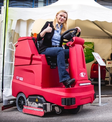 PESTRO DOGAJANJE NA INDUSTRIJSKEM SEJMU